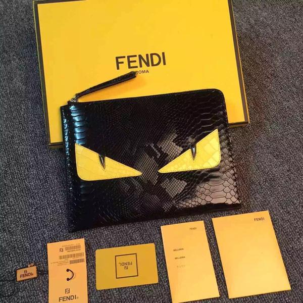 フェンディスーパーコピー FENDI *プレゼントにも*PORTACHIAVI CRAYONS*クラッチ